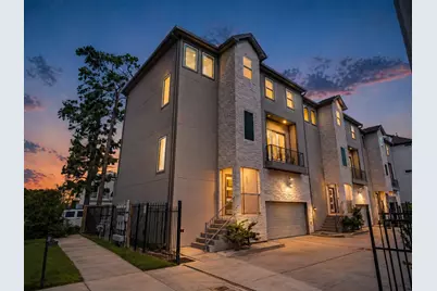 1565 W 22nd Street, Houston, TX 77008 - Photo 1