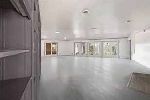 5910 Zenith St, Beaumont, TX 77706 - Photo 7