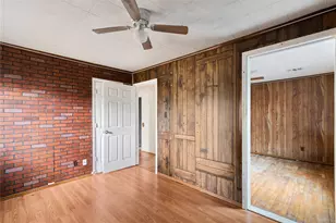 126 W Grenfell Ln, Houston, TX 77076 - Photo 11