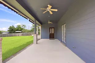 1606 Bayou Breeze Dr, Baytown, TX 77523 - Photo 37