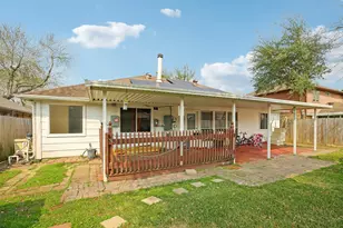 4718 Stonebridge St, Baytown, TX 77521 - Photo 23