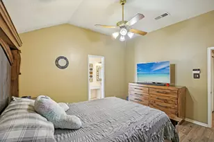 4718 Stonebridge St, Baytown, TX 77521 - Photo 13