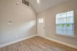 1213 Armstead St, Houston, TX 77009 - Photo 7