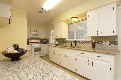 8526 Friendship Road, Houston, TX 77080 - Photo 7