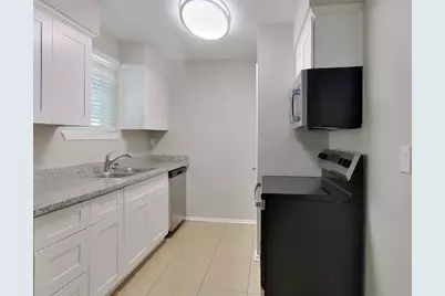 17002 Tibet Road, Friendswood, TX 77546 - Photo 5