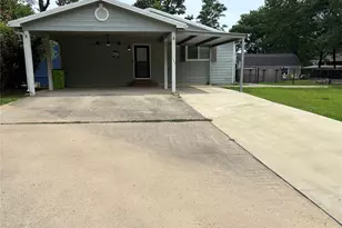 311 Casablanca Dr, Point Blank, TX 77364 - Photo 1