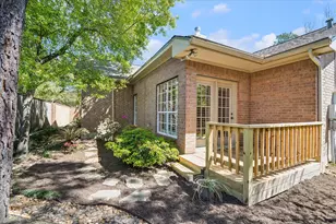 1830 Breezin Ct, The Woodlands, TX 77380 - Photo 33