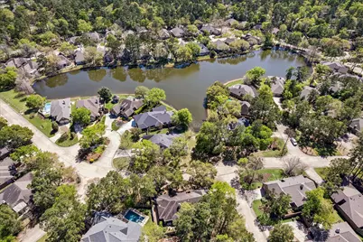 1830 Breezin Court, The Woodlands, TX 77380 - Photo 35