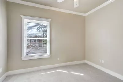 1047 W 16th Street, Houston, TX 77008 - Photo 25