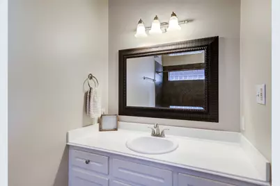 1047 W 16th Street, Houston, TX 77008 - Photo 23