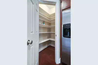 1047 W 16th Street, Houston, TX 77008 - Photo 17