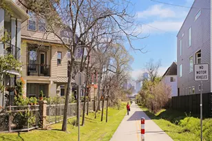 1047 W 16th St, Houston, TX 77008 - Photo 39