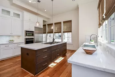 5 Robita Street, Houston, TX 77019 - Photo 15