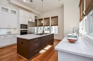 5 Robita St, Houston, TX 77019 - Photo 15