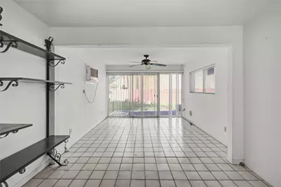 10614 Faircroft Drive, Houston, TX 77048 - Photo 13