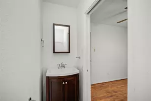 10614 Faircroft Dr, Houston, TX 77048 - Photo 23