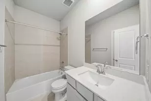 11047 Valley Fort Drive, Missouri City, TX 77459 - Photo 13