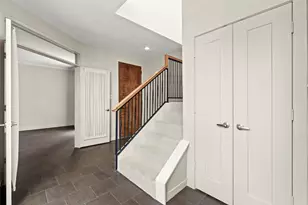 2409 Bering Dr, Houston, TX 77057 - Photo 5