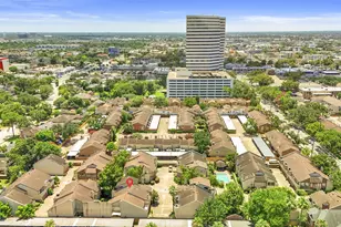 2409 Bering Dr, Houston, TX 77057 - Photo 33