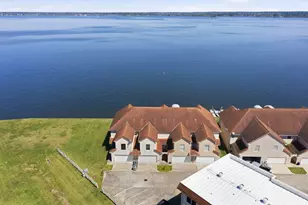 2 Regency Pt, Conroe, TX 77356 - Photo 37