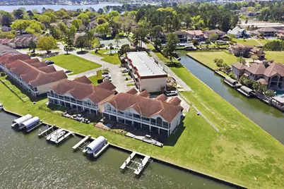 2 Regency Point, Conroe, TX 77356 - Photo 41