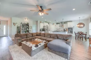122 Maryville Ln, Liberty, TX 77575 - Photo 1