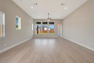 2014 Escobar St, Montgomery, TX 77316 - Photo 35