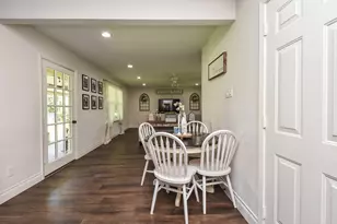 212 S Mattson St, West Columbia, TX 77486 - Photo 17