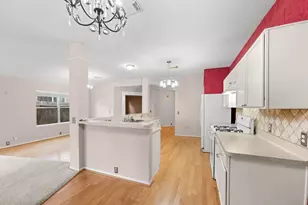 19307 Royal Isle Dr, Tomball, TX 77375 - Photo 13