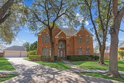 2027 Richland Ct Court, Sugar Land, TX 77478 - Photo 3