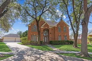 2027 Richland Ct Ct, Sugar Land, TX 77478 - Photo 3