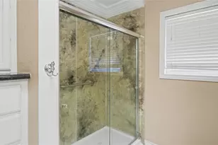 1431 Walnut Ln, Houston, TX 77339 - Photo 21