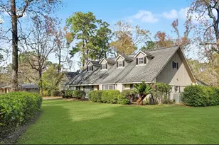 1431 Walnut Ln, Houston, TX 77339 - Photo 1