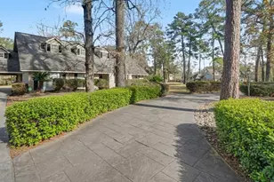 1431 Walnut Ln, Houston, TX 77339 - Photo 1