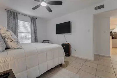 2750 Holly Hall Street #311, Houston, TX 77054 - Photo 17