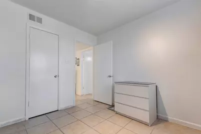 2750 Holly Hall Street #311, Houston, TX 77054 - Photo 15
