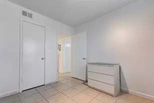 2750 Holly Hall St, Houston, TX 77054 - Photo 15