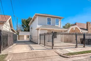 2415 Lidstone St, Houston, TX 77023 - Photo 3