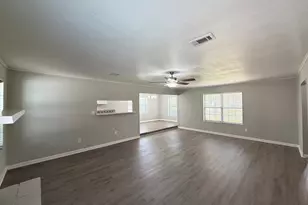123 Lone Oak Dr, Highlands, TX 77562 - Photo 5