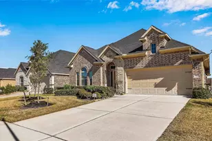 8807 Seguin Cove Ln, Richmond, TX 77407 - Photo 1
