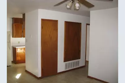 234 Putnam St, Evant, TX 76550 - Photo 5