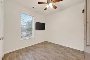 15607 Barton Orchard Ln, Houston, TX 77044 - Photo 13