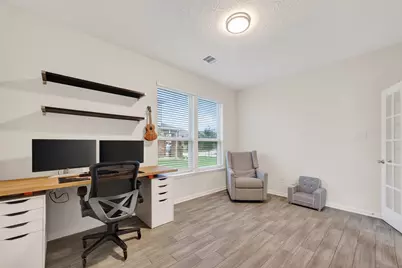 15607 Barton Orchard Lane, Houston, TX 77044 - Photo 11