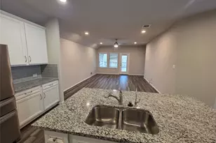 9257 Inland Leather Ln, Conroe, TX 77385 - Photo 9