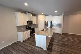 9257 Inland Leather Ln, Conroe, TX 77385 - Photo 5