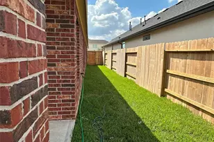 788 Lake Lacosta Dr, Katy, TX 77493 - Photo 19