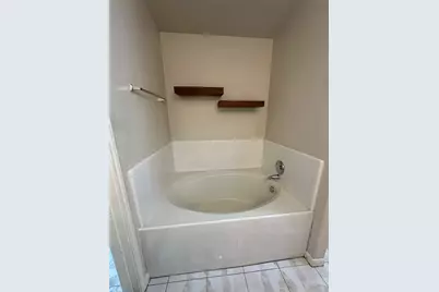 3101 Meadow Bay Drive, League City, TX 77539 - Photo 11