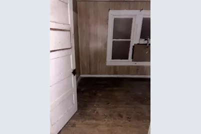 507 King Street, Cuero, TX 77954 - Photo 3