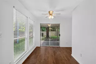 25223 Lynbriar Ln, Spring, TX 77373 - Photo 11