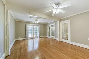 424 W 30th St, Houston, TX 77018 - Photo 21